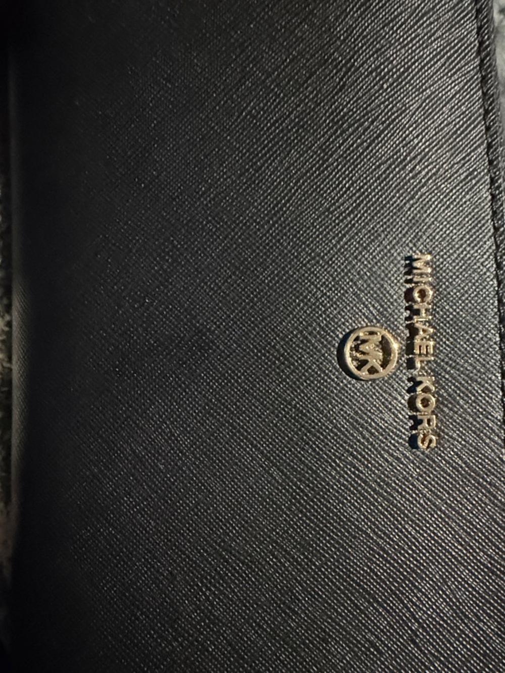 Michael Kors Black Zip-Around Saffiano Wallet with Gold Logo - Picture 2 of 9